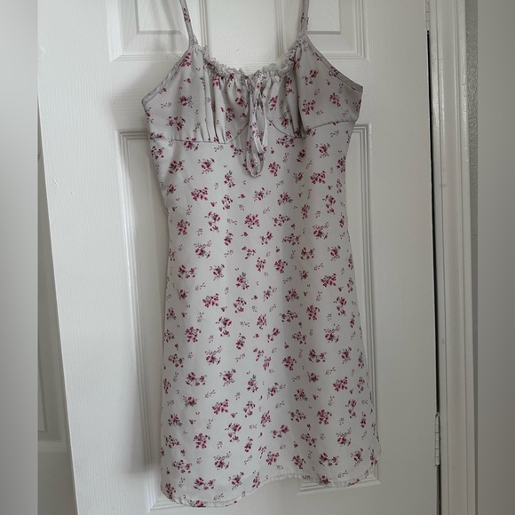 The Unbranded Brand Dresses & Skirts - Red Floral Mini Cottage Dress With Ties in Extra Small